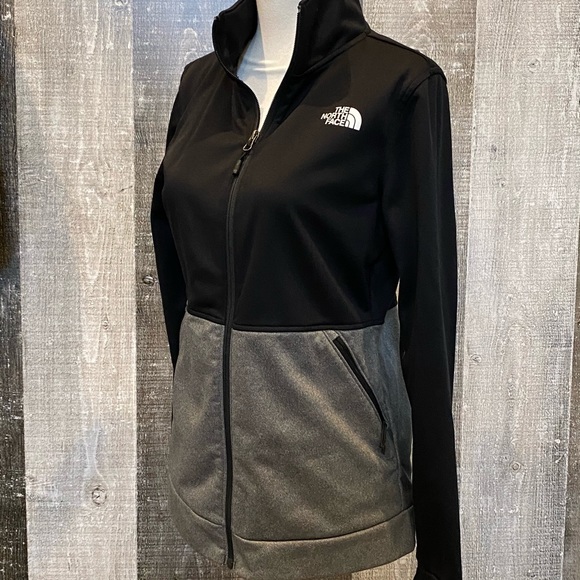 The North Face Tops - North Face full zip sweatshirt jacket size  small